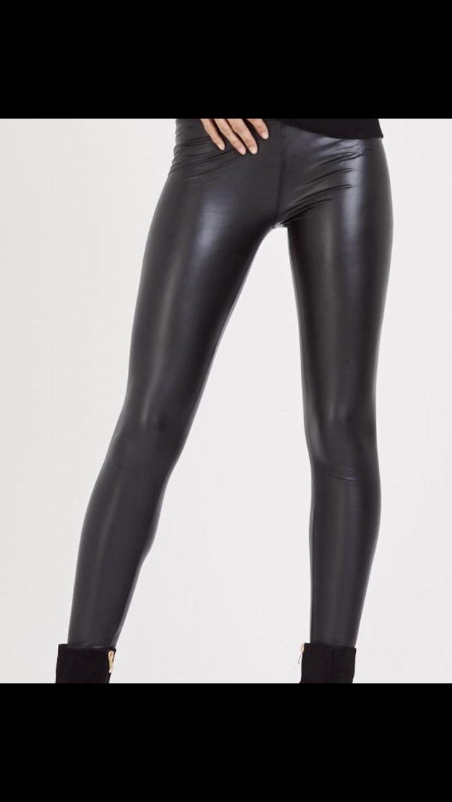 Wet look / Faux leather leggings Black – Bella Rae's Boutique