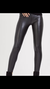 Wet look / Faux leather leggings Black